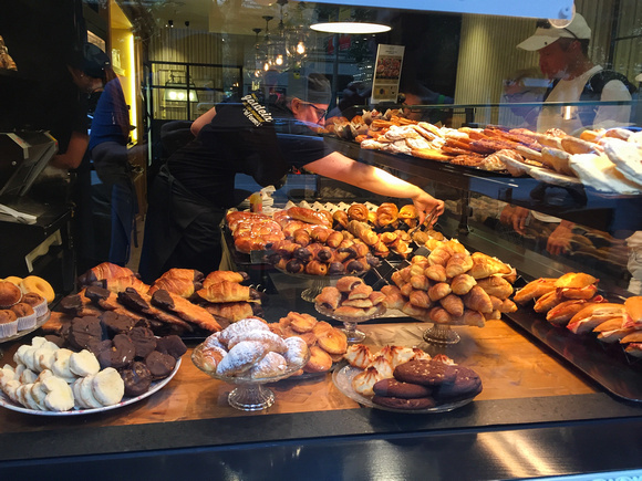 Breakfast Bakery in Eixample